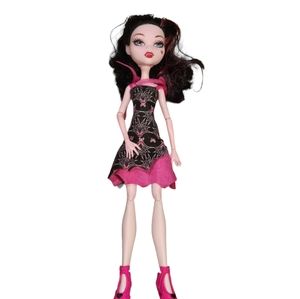 Monster High Frights, Camera, Action Draculaura